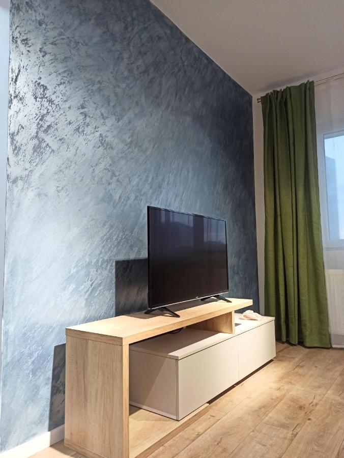 Stylish, Modern 2 Rooms Flat With River View, Near Presidential Palace Bucureşti Eksteriør bilde